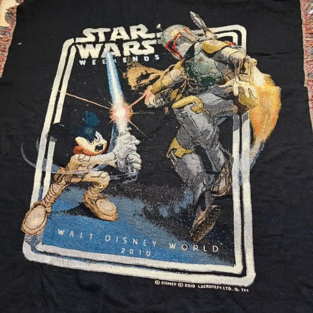 Star Wars Disney Mandalorin Tapestry Mickey vs. Boba 2010 blanket